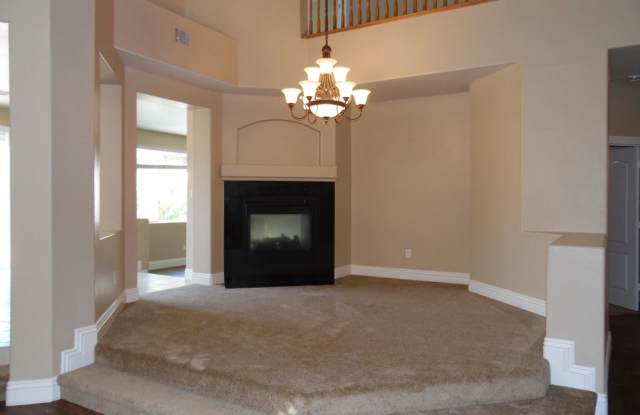 10813 Sapphire Vista Ave. Gallery 3
