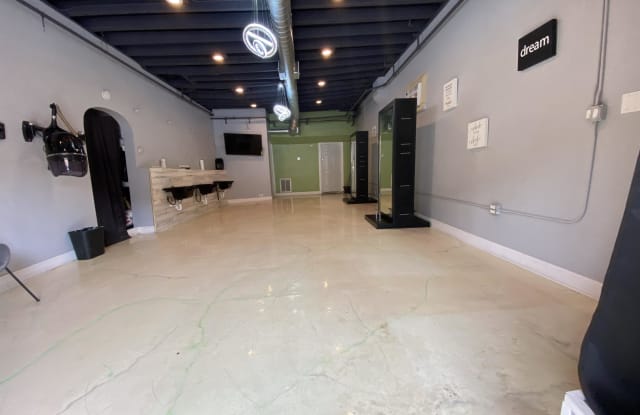 5742 W. Chicago Avenue - 1 East photos photos
