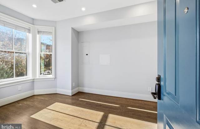 416 A Street SE unit: 1 photos photos 416 A Street SE unit: 1 photos photos