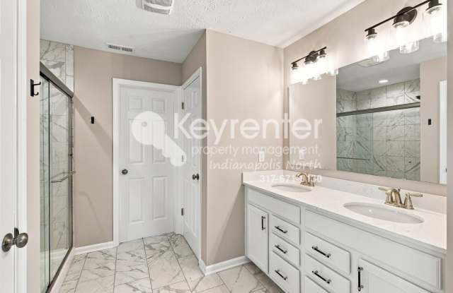 Beautiful 4-Bedroom Home in Golf Cart Community with Premium Amenities Gallery 4