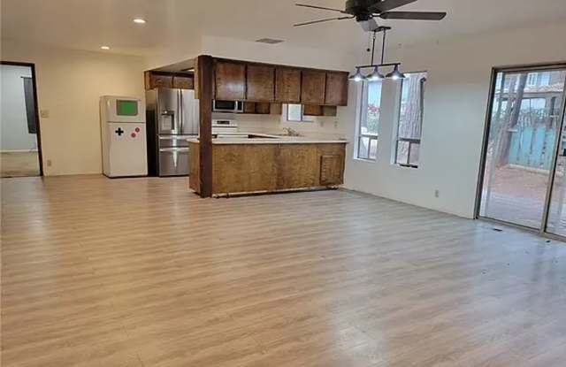 Magalia-2 bed 2 bath home with garage. Natural Landscaping, wood stove Gallery 4