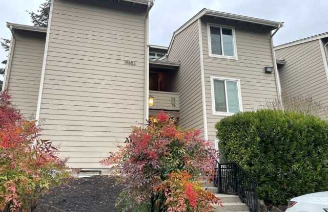 2Bd/1.25Ba Lake Forest Park Condo - 19853 25th Avenue Northeast, Shoreline, WA 98155