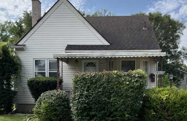 14970 Veronica Ave - 14970 Veronica Avenue, Eastpointe, MI 48021