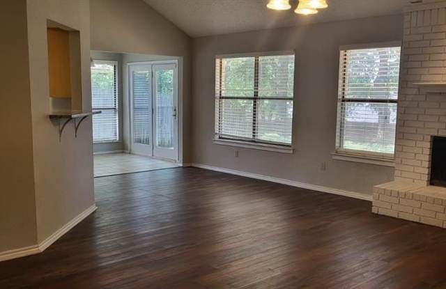 2603 Bayberry Lane Gallery 4