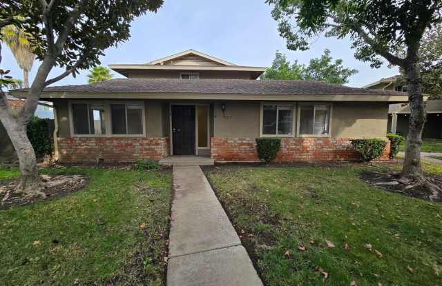 Spacious El Cajon 2-Bedroom Condo with Private Garage photos photos