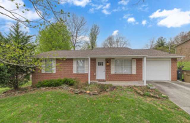 Knoxville 37912 - 3 bedroom 2 bath - call Kathy Leveille 865-556-0370 photos photos