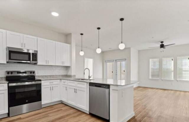 9962 Poteet Jourdanton Fwy Gallery 3