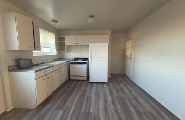 4908-28 Conrad St. photos photos