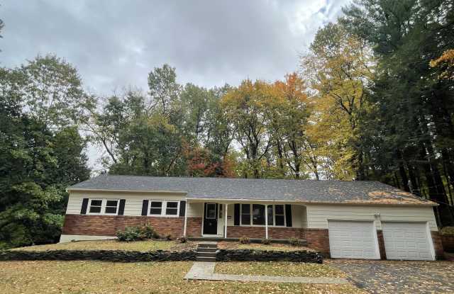8 N Hill Drive Gallery 2