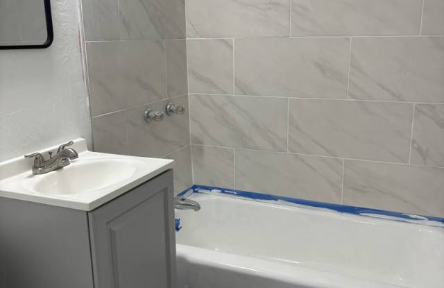 CUTE 2-BEDROOMS, 1-BATHROOM APARTMENT FOR RENT IN SW OKC! Gallery 3