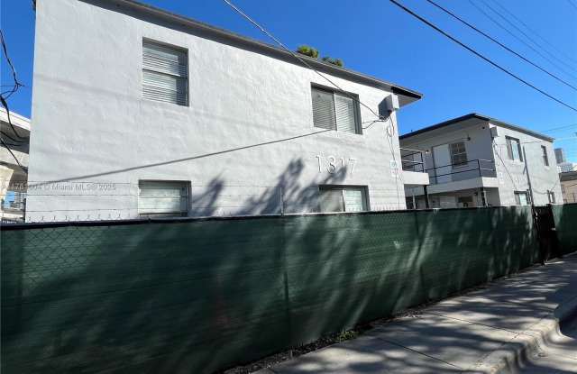 1317 NW 2nd Ave photos photos