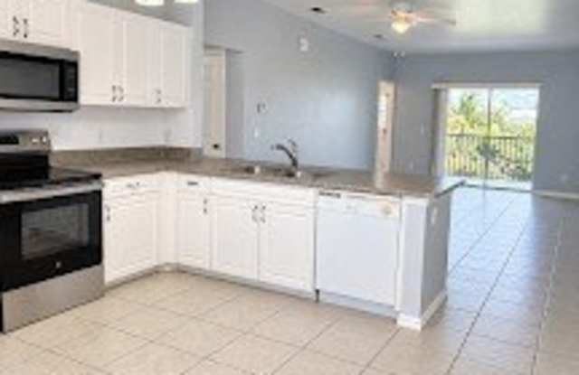 1117 SW 48th Terrace Gallery 3
