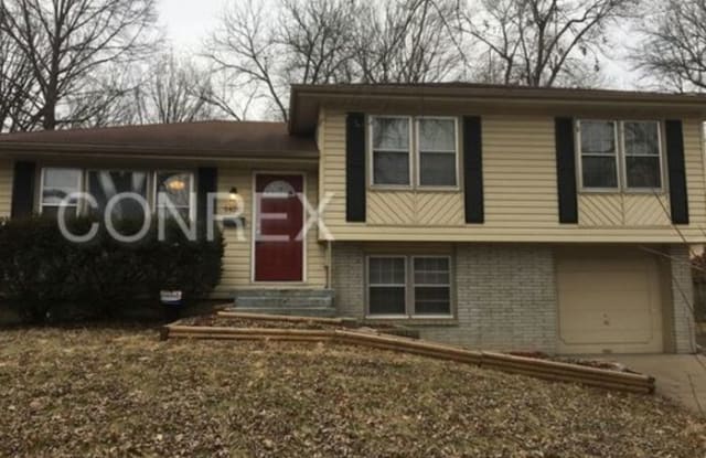 9400 Fairwood Drive - 9400 Fairwood Drive, Kansas City, MO 64138
