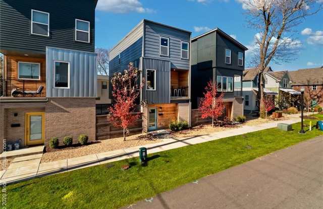 642  SW B  ST - 642 Southwest B Street, Bentonville, AR 72712