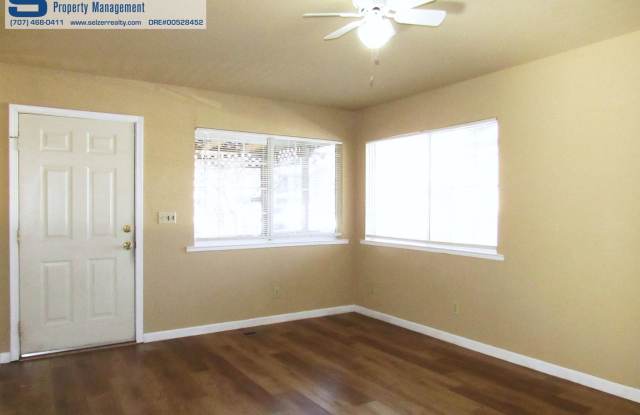 Cozy 3 bd. home on a conveniently located corner lot! Gallery 3