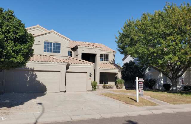 1042 W WILDHORSE Drive Gallery 4