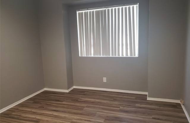 24222 Sylvan Glen Road Gallery 3