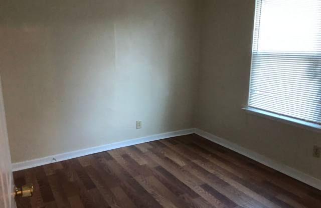 3 Bedroom home central air and heat Gallery 3