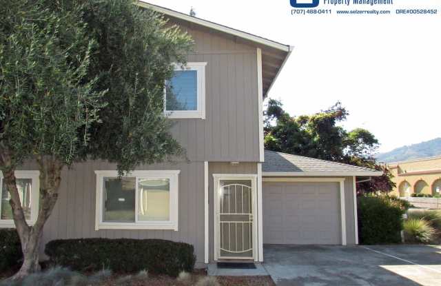 Fully equipped 2 bd. condo in a super convenient central location! photos photos