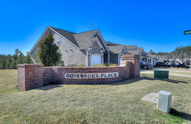 2 Bed/ 2 Bath Townhome - 7 Minutes from Fort Gordon! photos photos
