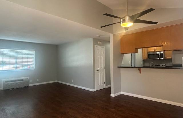 Twin Pines Apartments photos photos