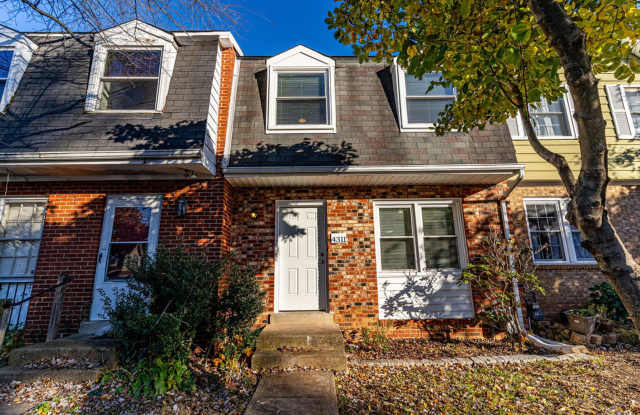 3 Bed, 3 Level Townhome - 4311 Elliot Court, Dale City, VA 22193