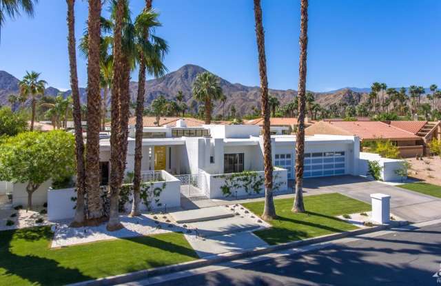 75635 Painted Desert Drive Gallery 2