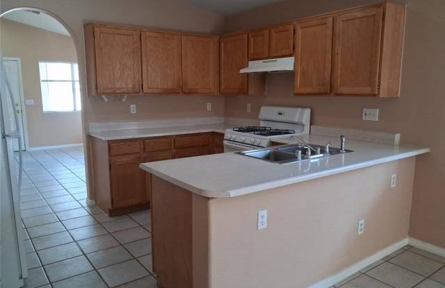 4455 Bertram Lane Gallery 3