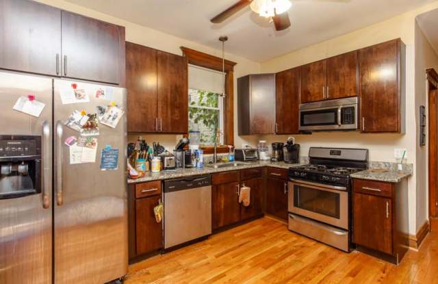 1306 West Eddy photos photos