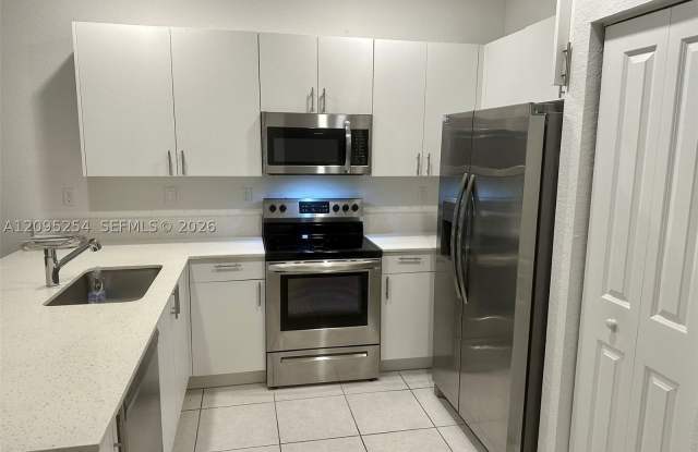 28585 SW 134th Ct Gallery 1