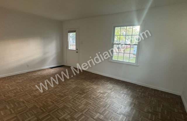 4504 Atwood Drive Gallery 3