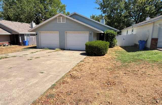 Updated 2BR Duplex in Fayetteville! NO PETS! photos photos Updated 2BR Duplex in Fayetteville! NO PETS! photos photos