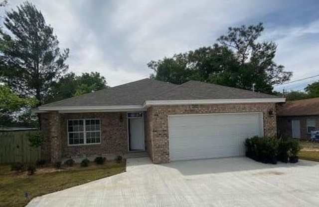 397 Edge Avenue - 397 Edge Avenue, Valparaiso, FL 32580