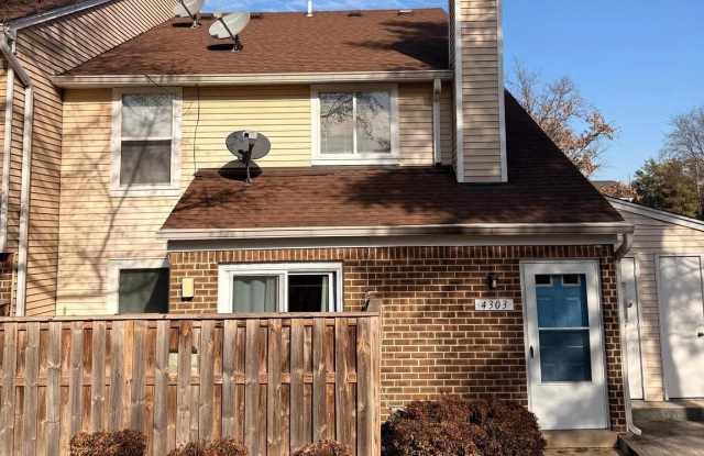 4303 PEMBROOK VILLAGE Drive unit: 15 - 4303 Pembrook Village Drive, Fairfax County, VA 22309
