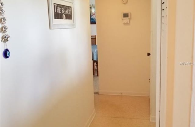 413 WINDRUSH BAY DRIVE Gallery 3
