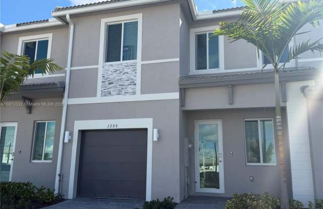 1355 SE 7th Ter photos photos