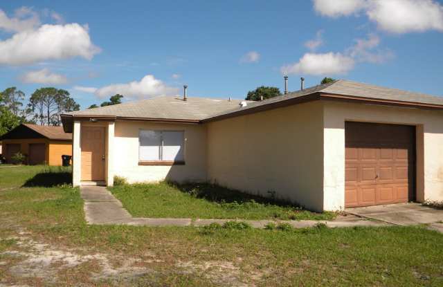 2/2 Duplex For Rent at 4711 Bay Willow Circle Orlando, FL 32808 photos photos