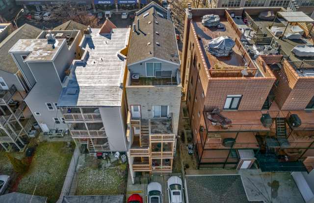 1326 W Diversey Gallery 4