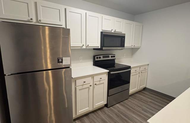 1910 Avenue E Gallery 2