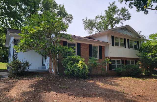 3 Bedroom 2 Bathroom House photos photos