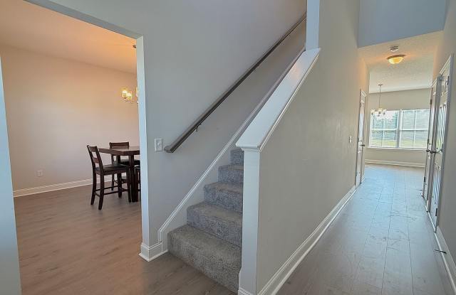 AVAILABLE NOW + LAWN CARE INCLUDED! (Pet Friendly) | $500 RENT CREDIT Gallery 4