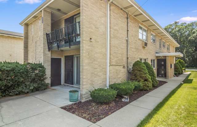 1241 La Grange Road unit: 2R - 1241 North La Grange Road, La Grange Park, IL 60526