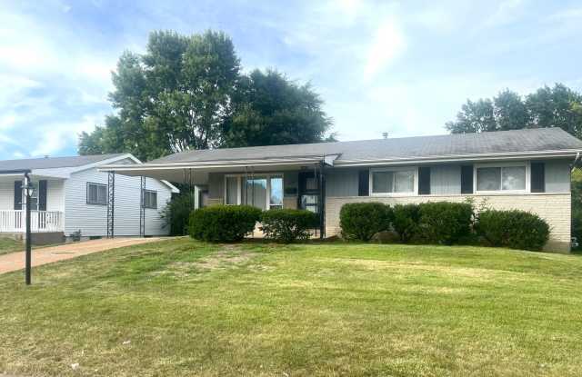 Hazelwood…….Great Location! 3 Bedroom and 2 Full Bathrooms!!!! - Presented by Tiffany Gerling's Team - 239 Alma Drive, Hazelwood, MO 63042