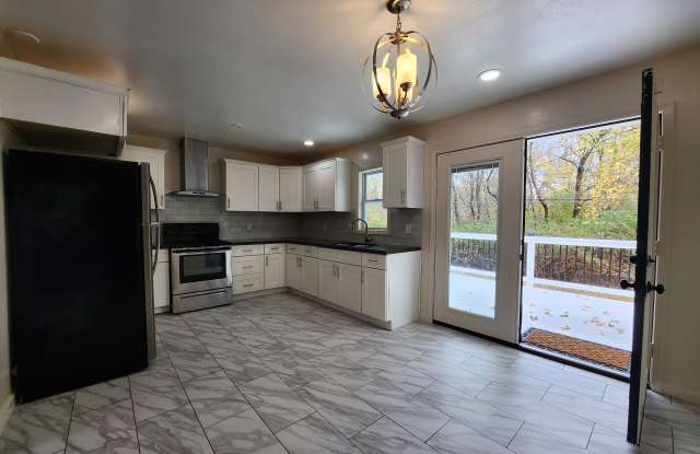10809 Bristol Terrace Gallery 4