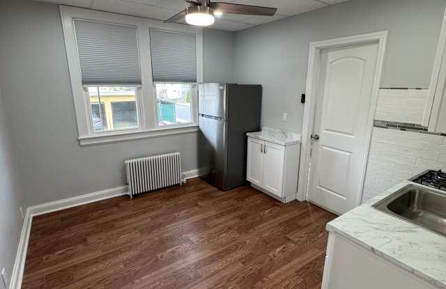 172 Washington Ave - 172 Washington Avenue, Little Ferry, NJ 07643