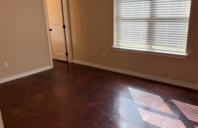 1701 Tanglewood Drive Gallery 4