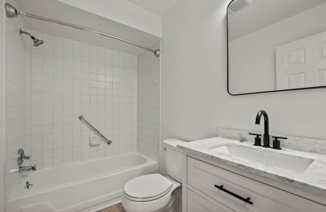 Chestnut Oaks Apartments Gallery 3