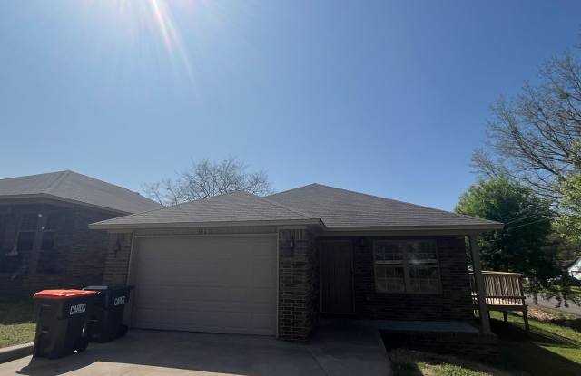 815 West 14th St - 815 West Fourteenth Street, Russellville, AR 72801 815 West 14th St - 815 West Fourteenth Street, Russellville, AR 72801