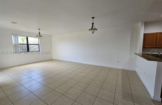 9216 SW 227 LANE Gallery 4
