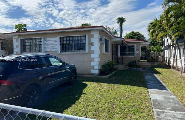 470 NW 51st Ave photos photos